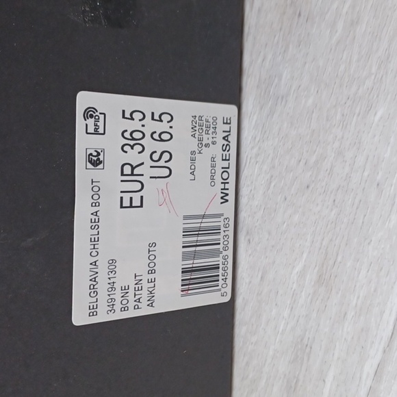 Kurt Geiger Belgravia Chelsea Boot NIB - Picture 11 of 12